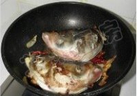 鱼头炖豆腐的做法 步骤8