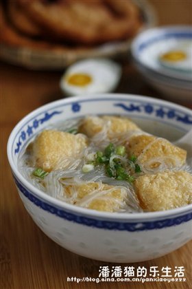 油豆腐粉丝汤