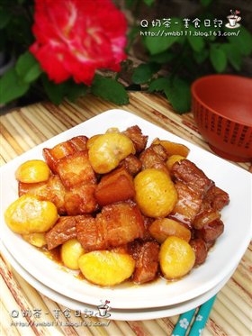 板栗红烧肉