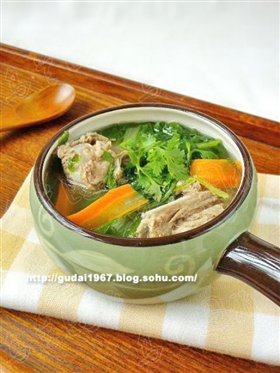小白菜炖排骨