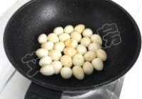 红烧鹌鹑蛋的做法 步骤9