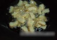 蕨菜炒回锅肉的做法 步骤6