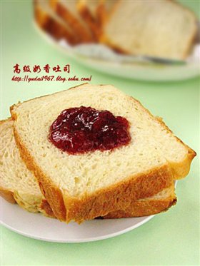 高级奶香吐司