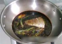 红烧滑水粉皮的做法 步骤4