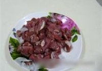 青椒肉段的做法 步骤1