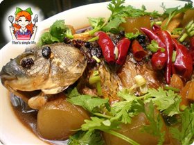 椒香魔芋烧辣豆豉鲫鱼