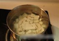 虾仁烧豆腐的做法 步骤6