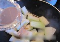 咸虾酱焖老节瓜的做法 步骤5