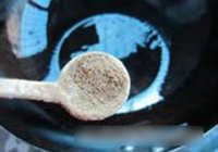 蒜苗炒鸡心的做法 步骤8