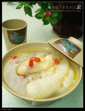 竹荪鸡汤