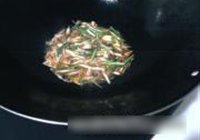 清蒸鲈鱼的做法 步骤5