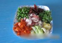 红烧鲈鱼的做法 步骤5