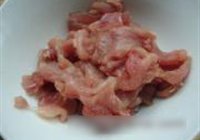 春笋木耳炒肉的做法 步骤2