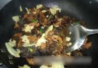 春笋木耳炒肉的做法 步骤11