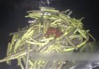 厥菜炒大蒜的做法 步骤5