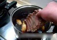 京味儿烧羊排的做法 步骤4