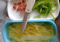 青椒炒土豆丝的做法 步骤1