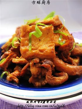 豆干炖鸡肉