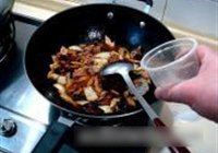 香辣烧肚片的做法 步骤7