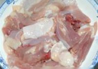 小菇烧鸡腿的做法 步骤1