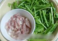 芹菜肉丝的做法 步骤1