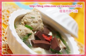 猪血豆腐肉丸汤