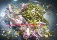 雪菜炒海兔子的做法 步骤4