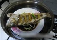 飘香鲈鱼的做法 步骤10