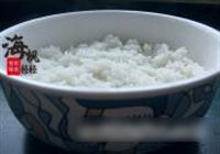 荠菜腊肠煲仔饭的做法 步骤7