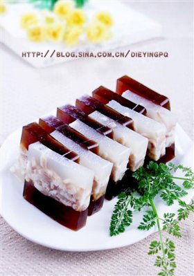 双色肉皮冻