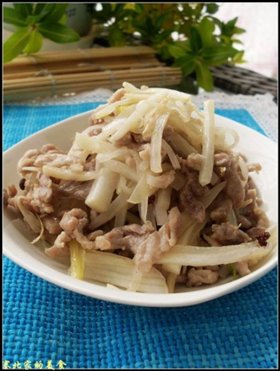 白萝卜炒肉丝