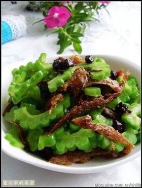 豆豉鲮鱼拌苦瓜