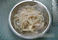 酸菜鱼的做法 步骤3