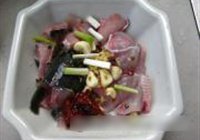 酸菜鱼的做法 步骤6