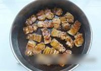 蚝油豆干烧肉的做法 步骤7