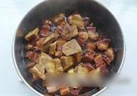 蚝油豆干烧肉的做法 步骤8