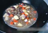 胡萝卜土豆焖牛肉的做法 步骤5