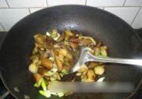 酱烧茄子的做法 步骤8