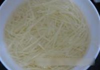 酸辣土豆丝的做法 步骤4
