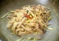 土豆丝小炒肉的做法 步骤13