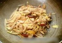 土豆丝小炒肉的做法 步骤12