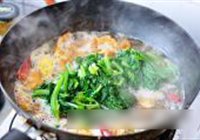 菠菜鸡蛋炖粉条的做法 步骤9