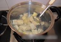 笋烧鸭的做法 步骤7