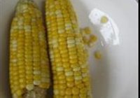 水果玉米炒肉的做法 步骤1