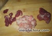 水果玉米炒肉的做法 步骤3