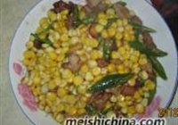 水果玉米炒肉的做法 步骤12
