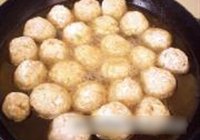 酸甜藕丸子的做法 步骤3