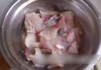 酸菜鱼的做法 步骤2