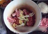 竹香粉蒸排骨的做法 步骤2