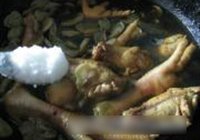 土豆干炖鸡翅根的做法 步骤7
